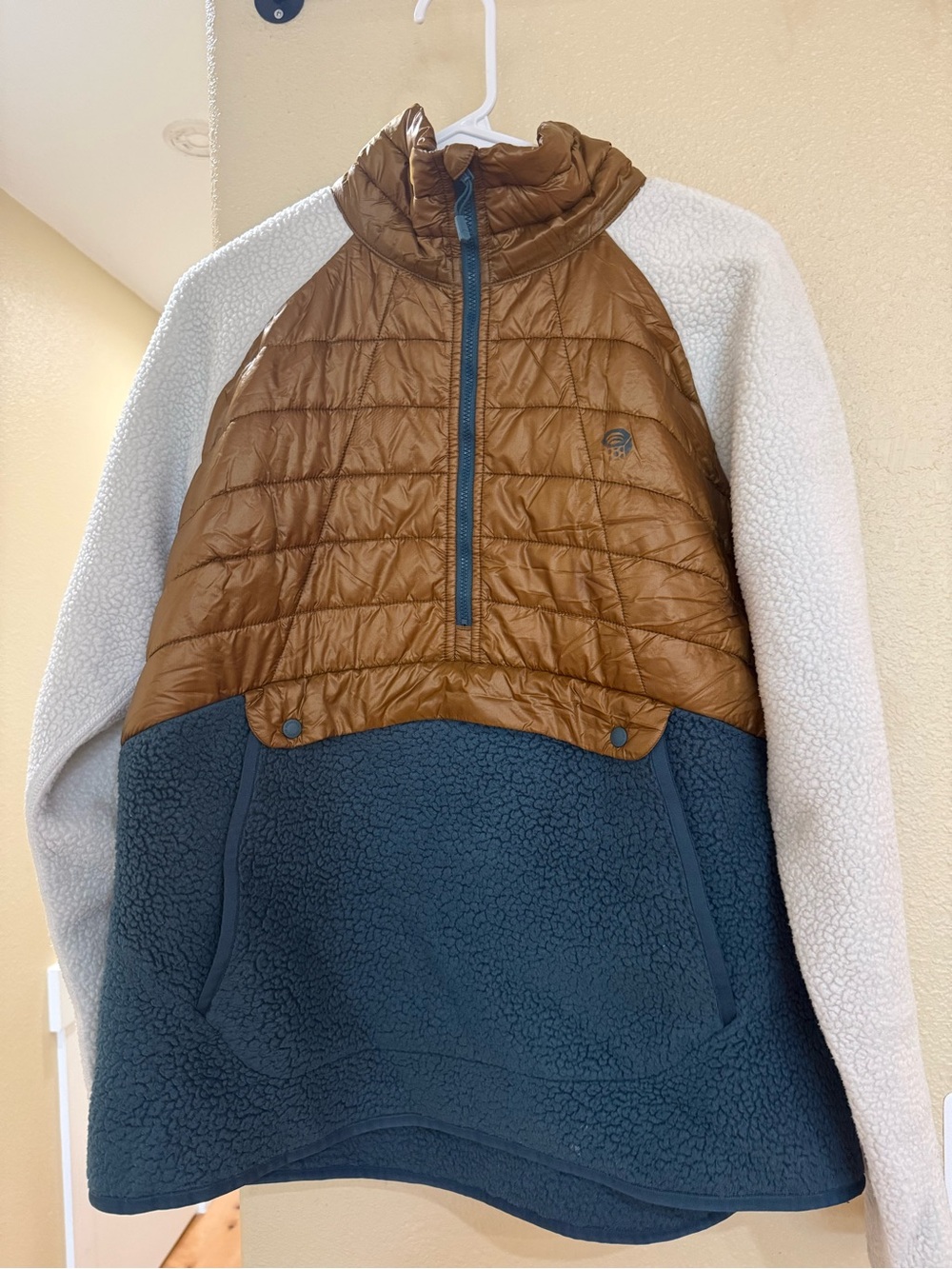 Women’s Mountain Hardware Jacket